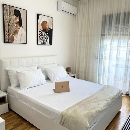 Sol Apartments - 2 Bedrooms Shkodër Exterior foto